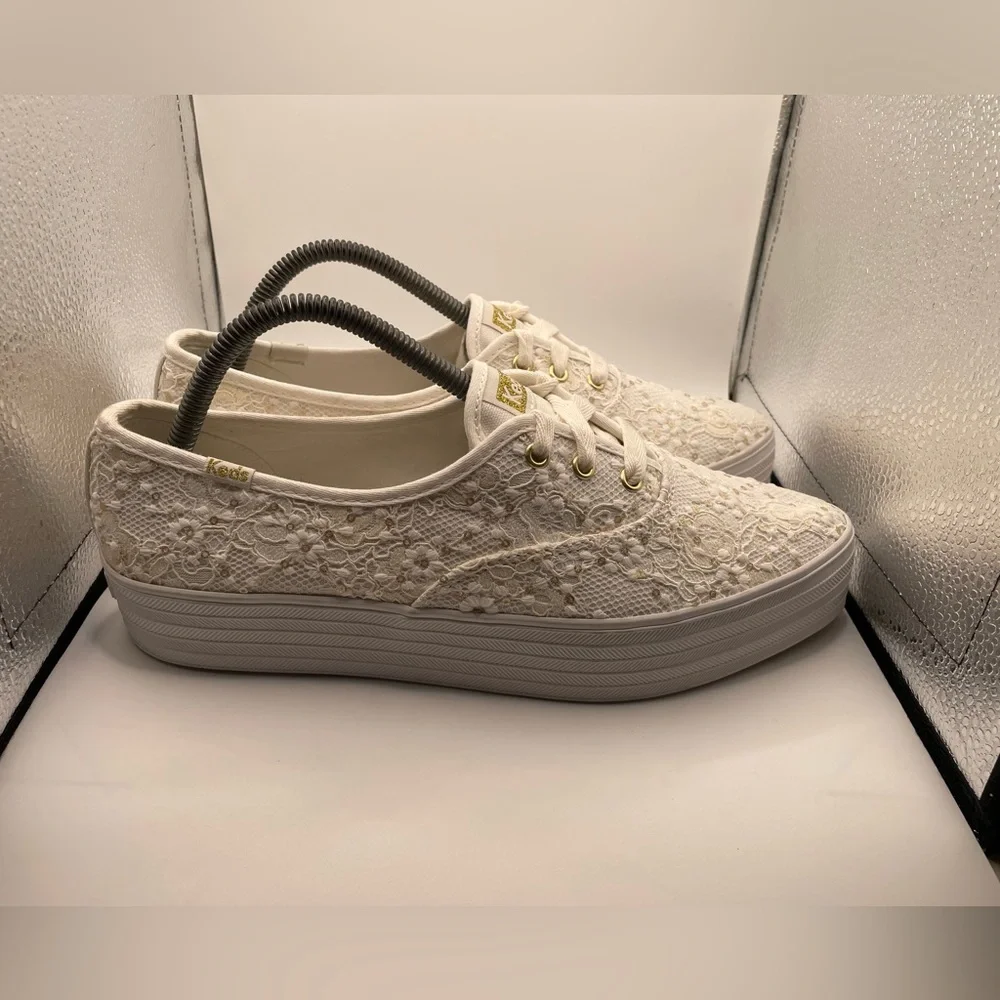 Keds low top